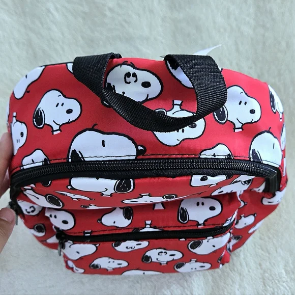 ✨️HP✨️ Peanuts🥜 Snoopy🐶 Mini Backpack🎒 - NWT - Picture 3 of 12